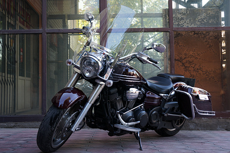 YAMAHA XV 1900A MIDNIGHT STAR
