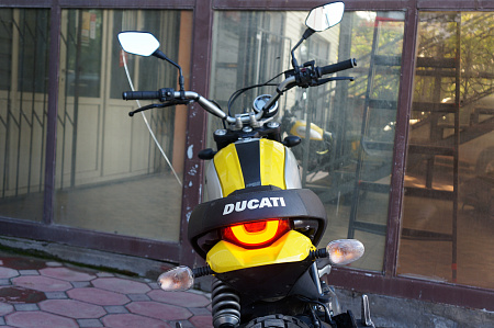 DUCATI SCRAMBLER ICON