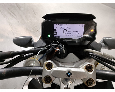 BMW G310R
