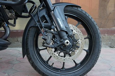 SUZUKI DL 1050 V-STROM
