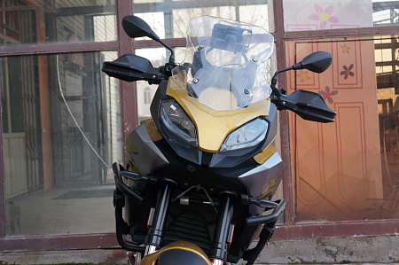 BMW F 900 XR