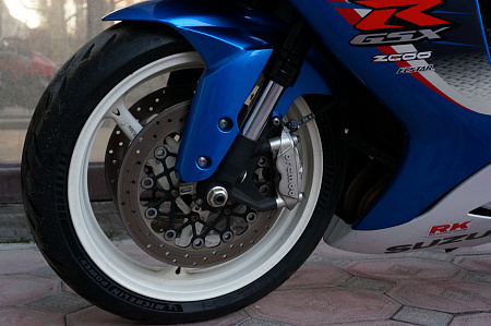 SUZUKI GSX-R 600