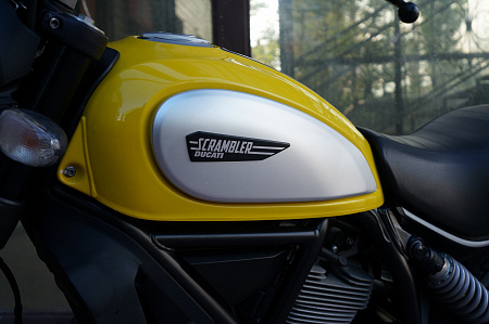 DUCATI SCRAMBLER ICON