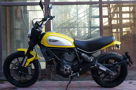 DUCATI SCRAMBLER ICON