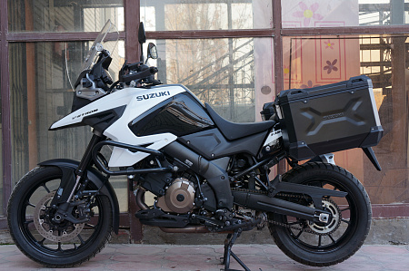 SUZUKI DL 1050 V-STROM