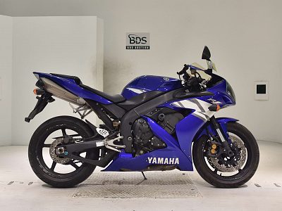 YAMAHA YZF-R1