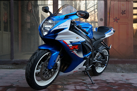 SUZUKI GSX-R 600