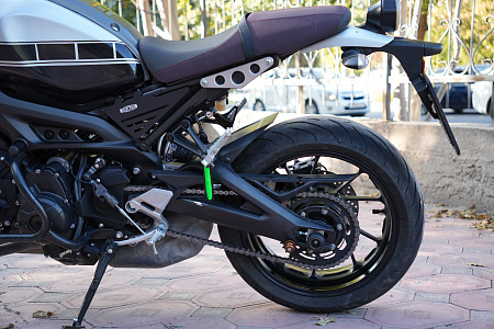 YAMAHA XSR900