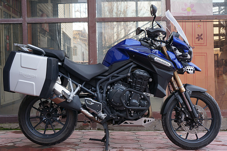 TRIUMPH TIGER EXPLORER 1200