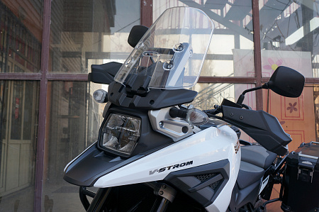 SUZUKI DL 1050 V-STROM