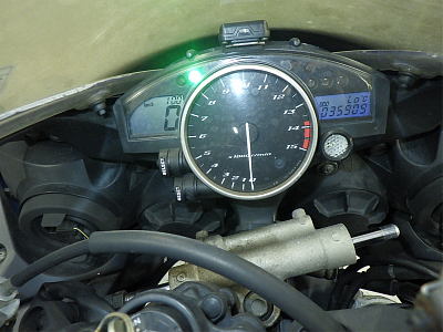 YAMAHA YZF-R1