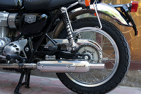 KAWASAKI W800