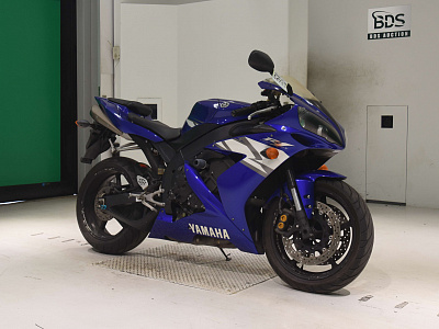 YAMAHA YZF-R1