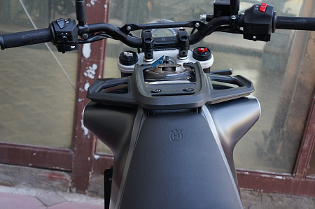 HUSQVARNA SVARTPILEN 401