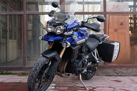 TRIUMPH TIGER EXPLORER 1200